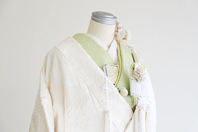 岐阜県、岐阜市、岐阜、ドレス、レンタル、二次会　ウェディングドレス、白無垢、色打掛、振袖、和ドレス、晴れ着、１/２成人式、十三参り、成人式、振袖、卒業式袴、七五三衣裳レンタル、お宮参り、銀婚式、金婚式、還暦祝い、写真館、ゲストドレス、女児ドレス、男児タキシード、モーニング、モーニングレンタル、留袖、タキシード、貸衣裳、貸衣装、アンジェリカーレ、宝衣裳